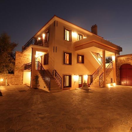 Avgerinos Hotel Kampochora  Buitenkant foto