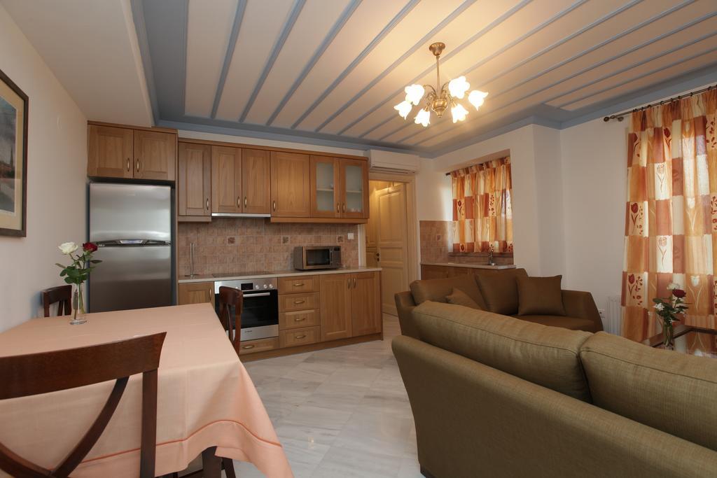 Avgerinos Hotel Kampochora  Kamer foto