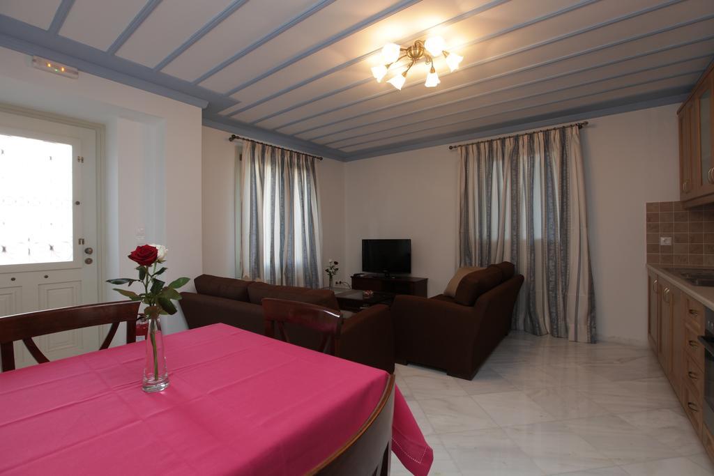 Avgerinos Hotel Kampochora  Kamer foto