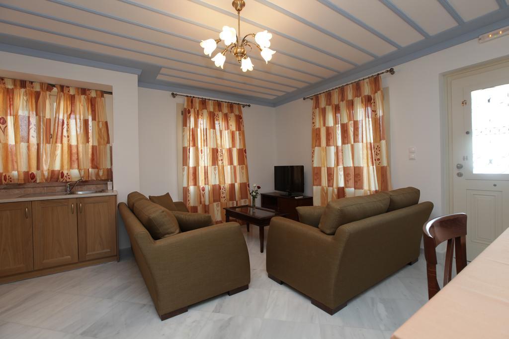 Avgerinos Hotel Kampochora  Kamer foto